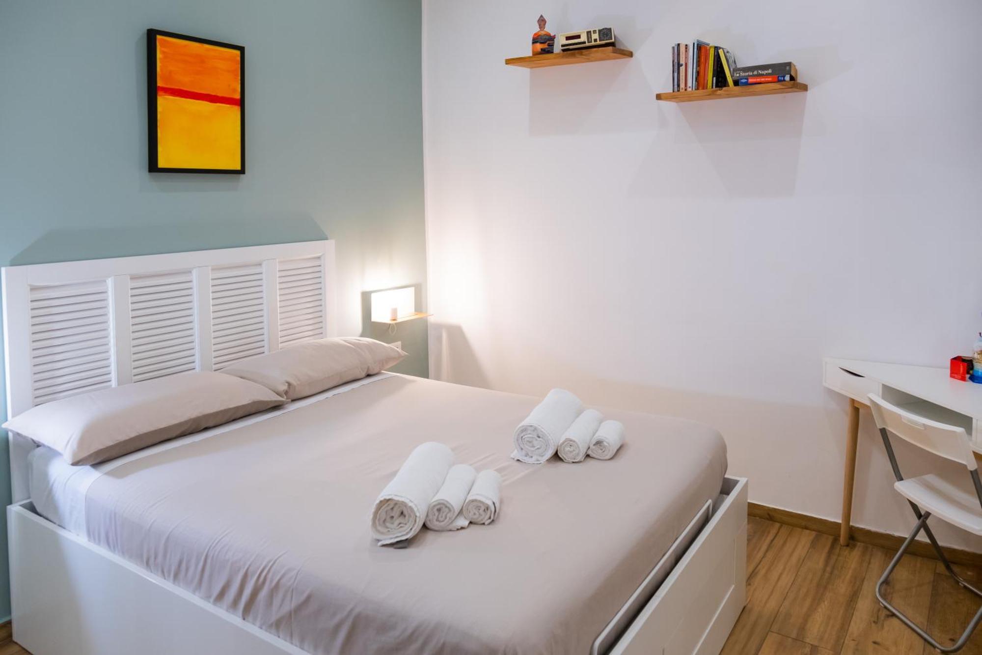 Apartamento Colibri A Piazza Dante Nápoles Exterior foto