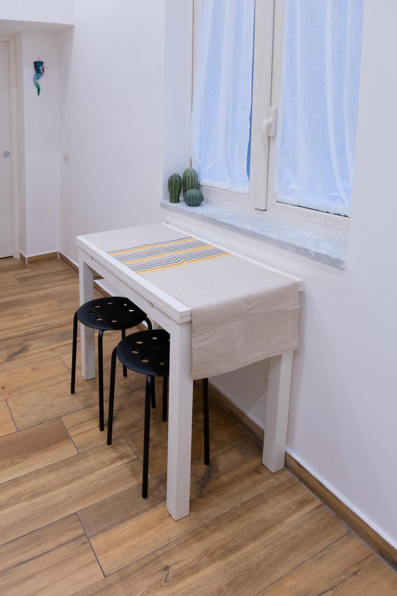 Apartamento Colibri A Piazza Dante Nápoles Exterior foto